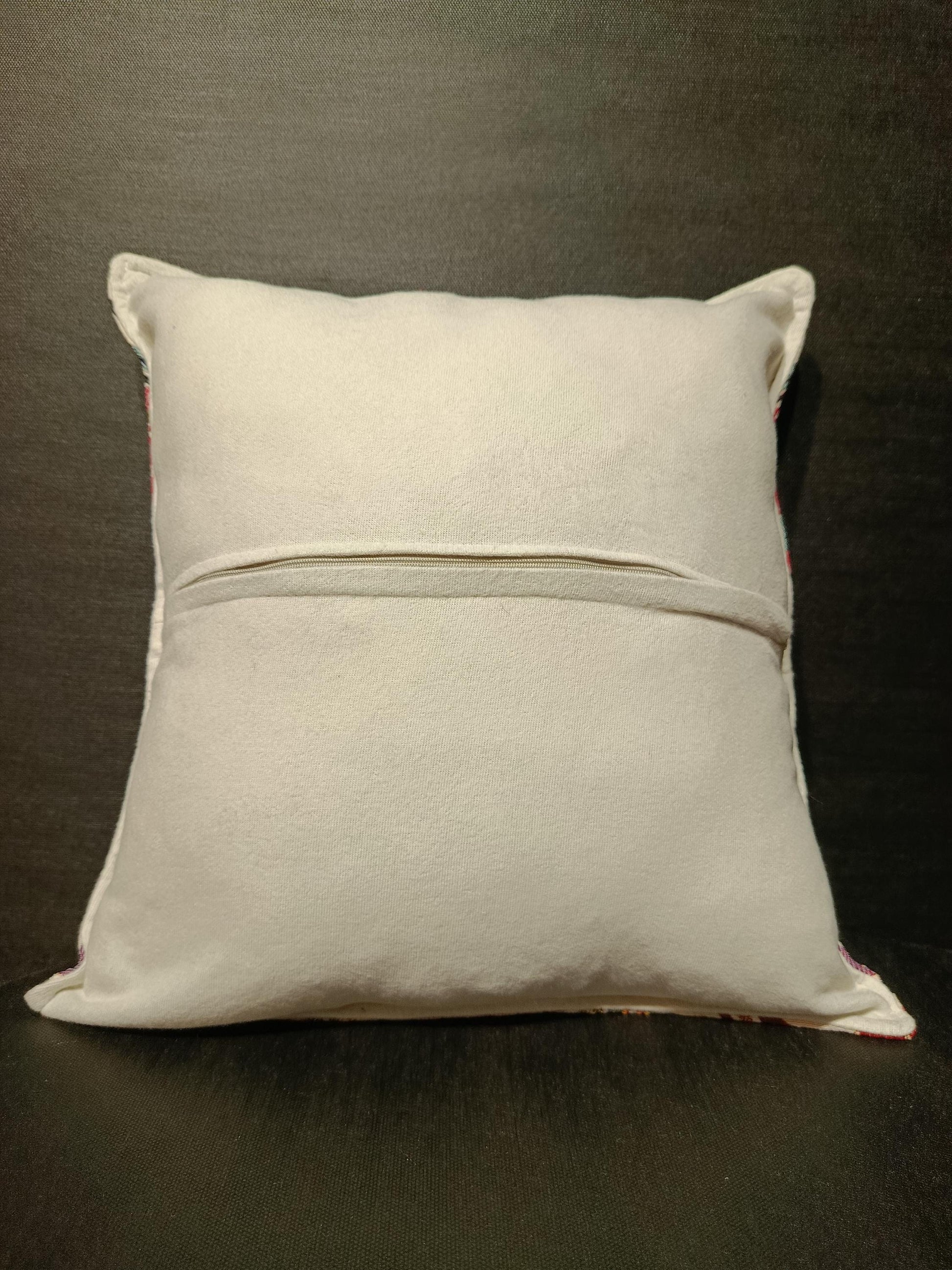 Red Tulip Ottoman Cushion Cover: Gobelin Jacquard Turkish Pillow