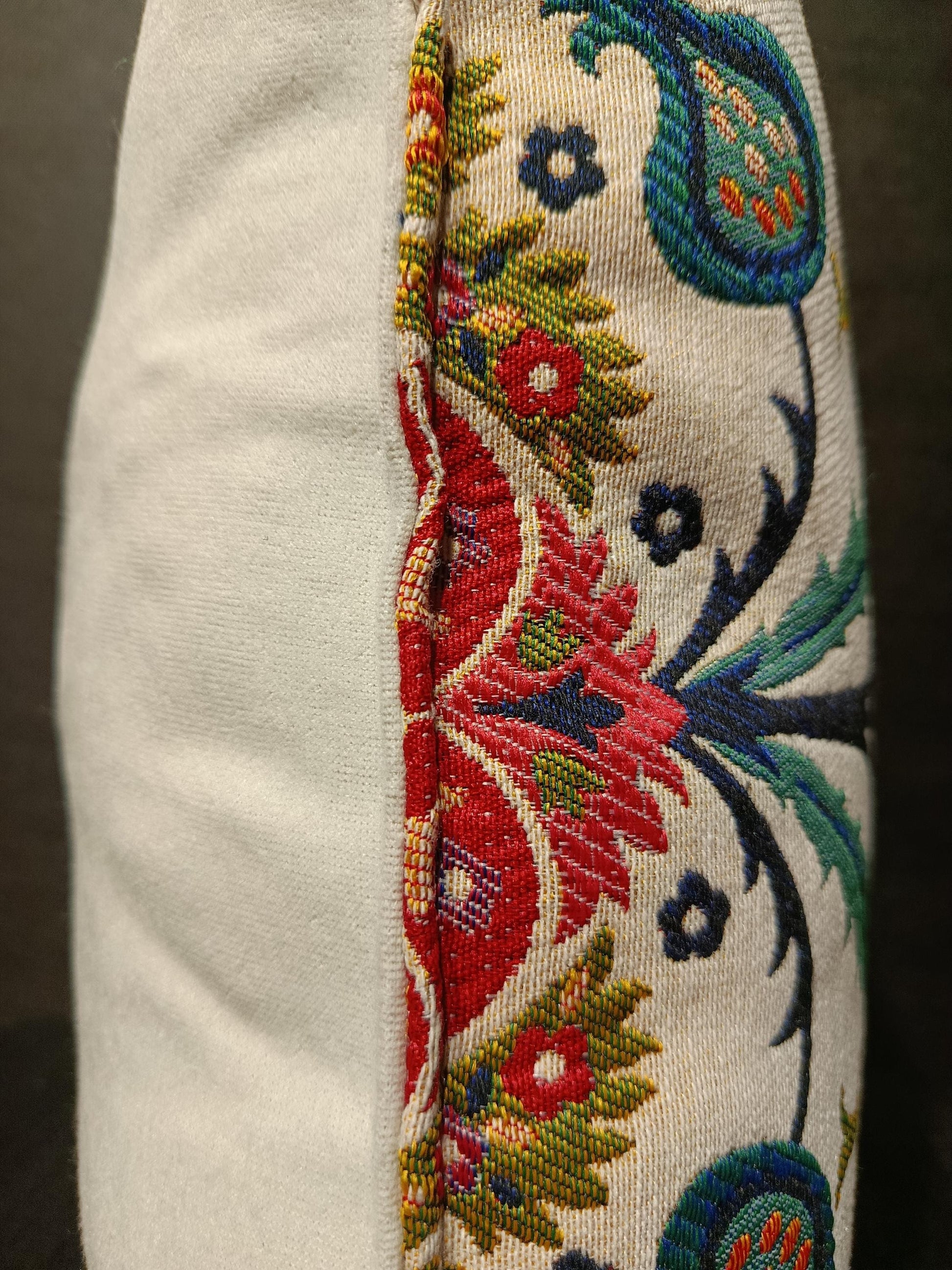 Red Tulip Ottoman Cushion Cover: Gobelin Jacquard Turkish Pillow