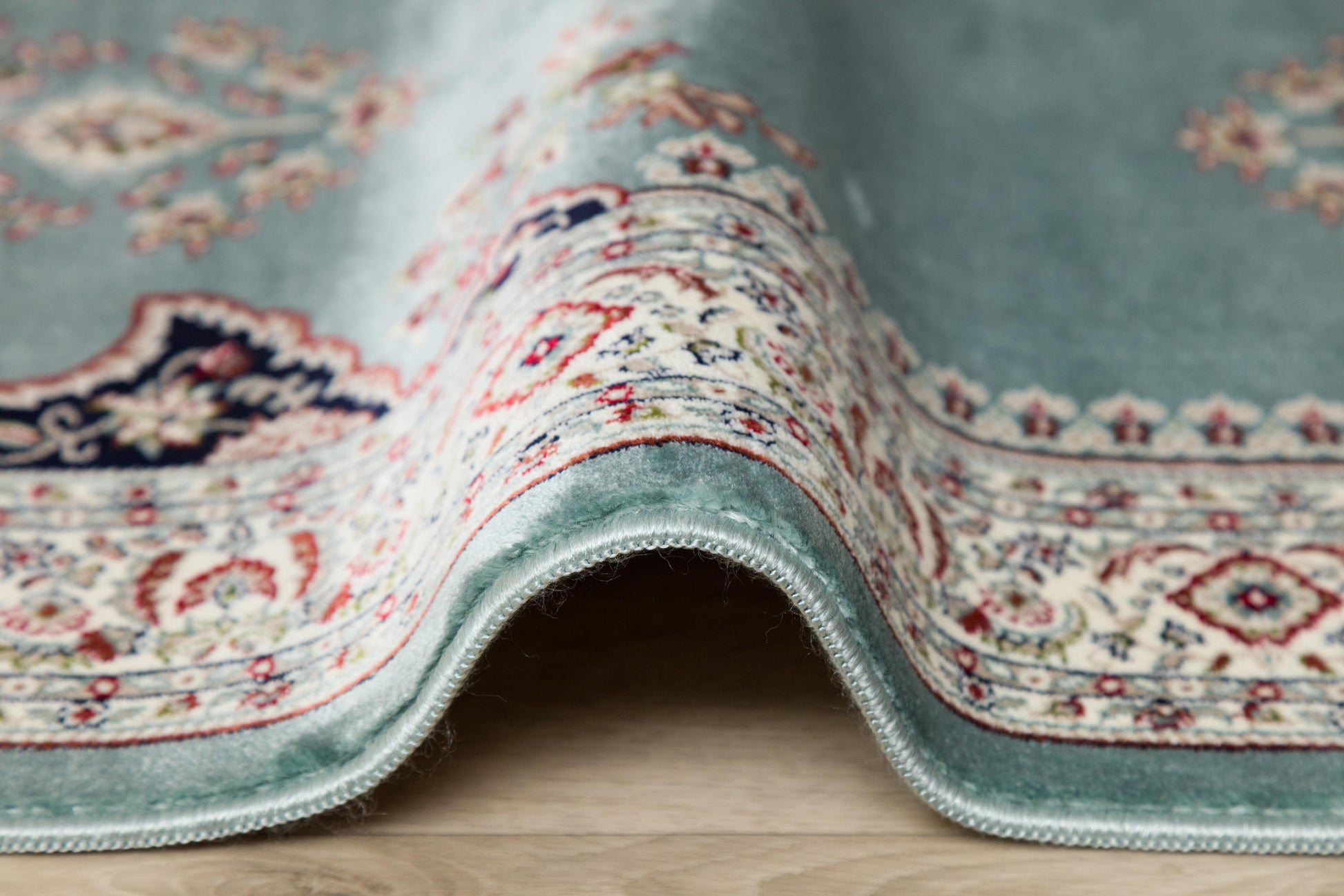 Turkish Prayer Rug: Soft Lightweight Seccade (70x125 cm)