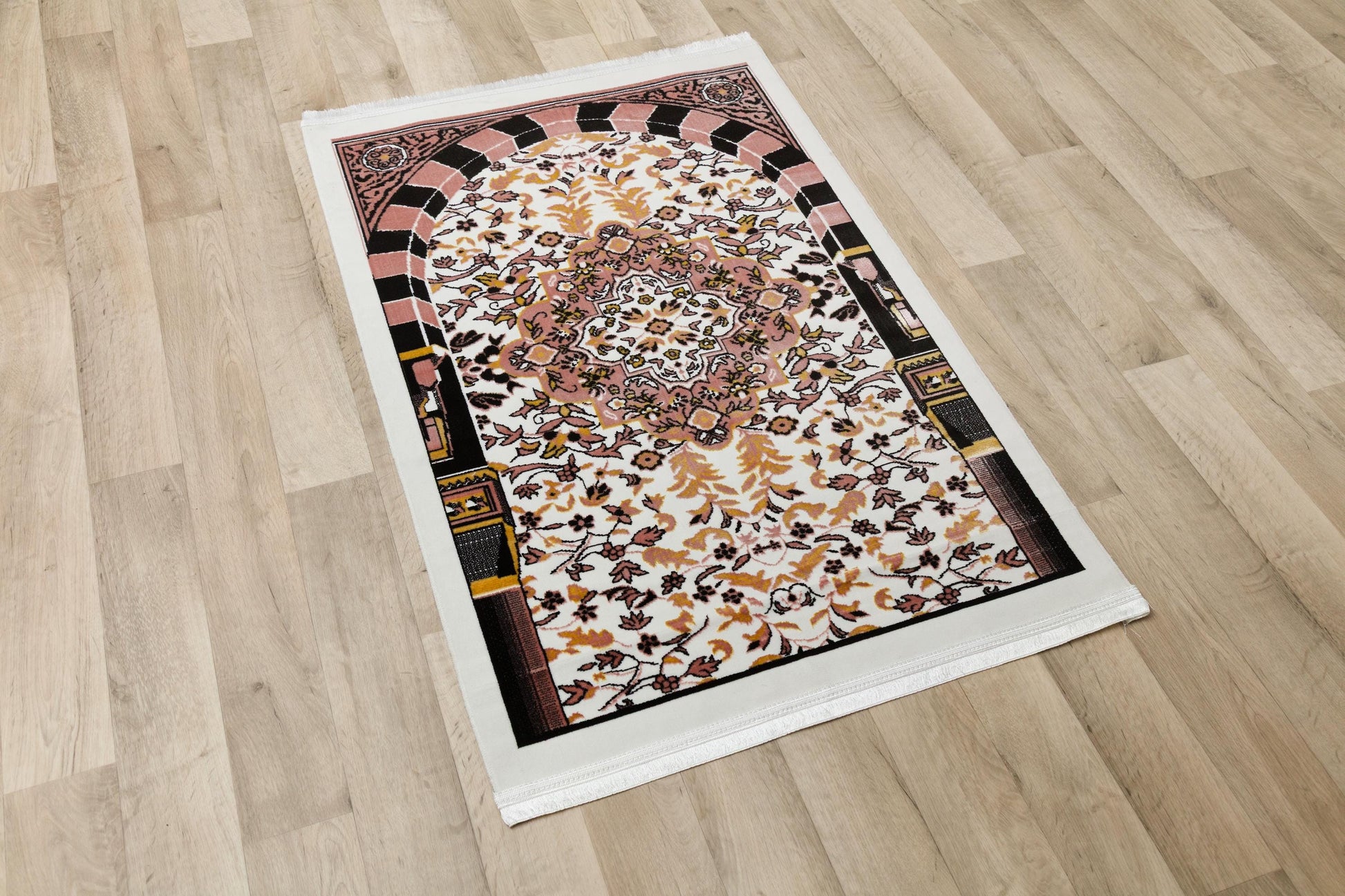 Floral Turkish Prayer Rug: Ivory & Pink Seccade - Made in Türkiye
