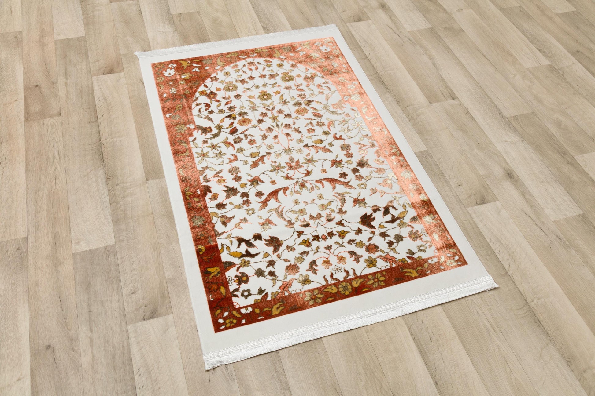 Floral Turkish Prayer Rug: Elegant Mihrab Design - Made in Türkiye
