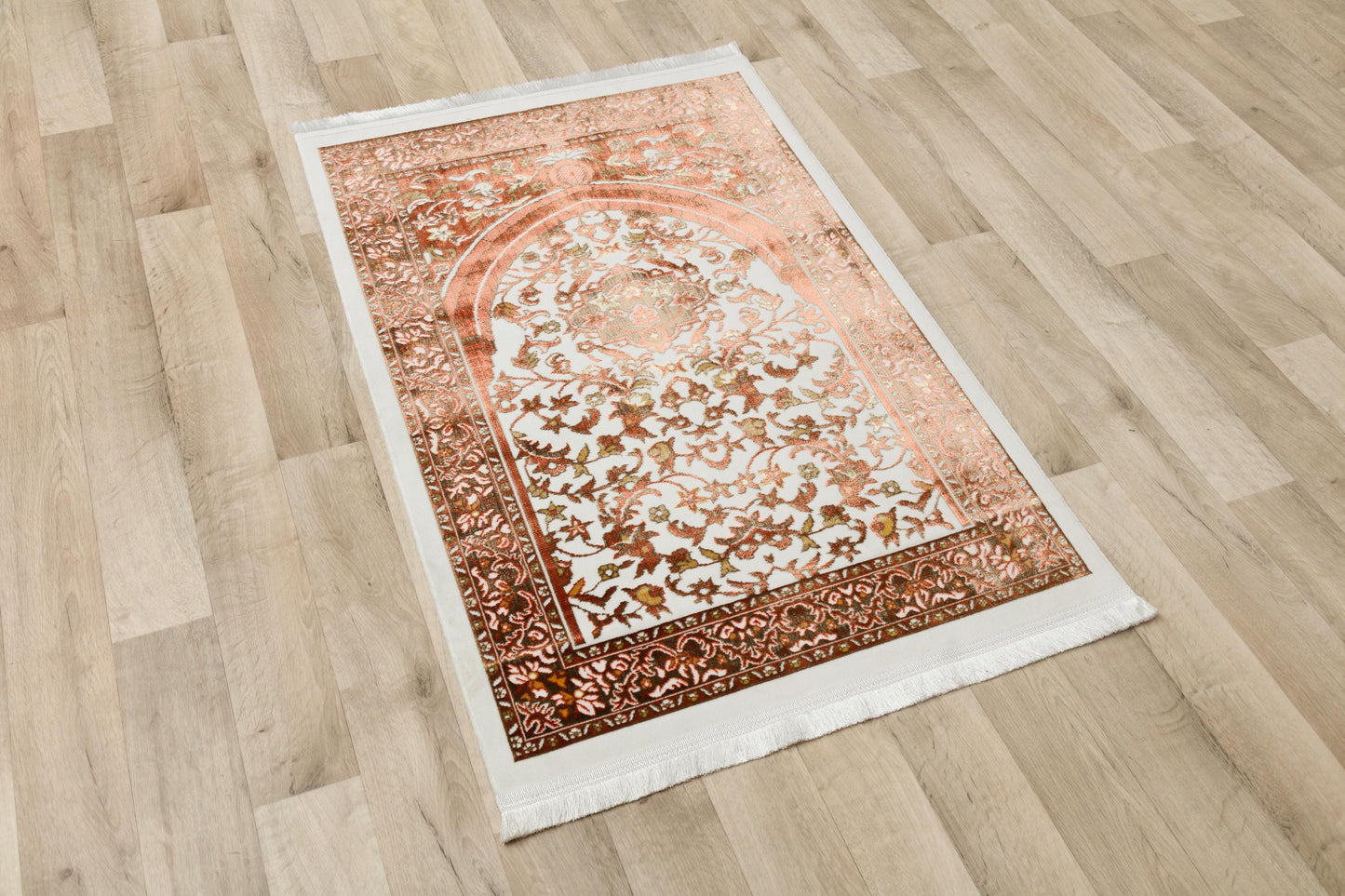 Floral Turkish Prayer Rug: Elegant Mihrab Design - Made in Türkiye