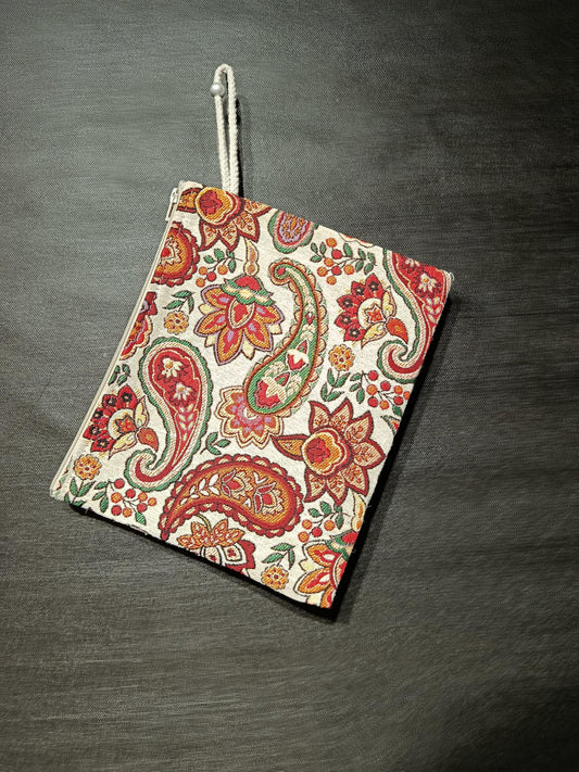 Paisley Floral Tapestry Clutch: Bohemian Zip Pouch, Handmade in Türkiye