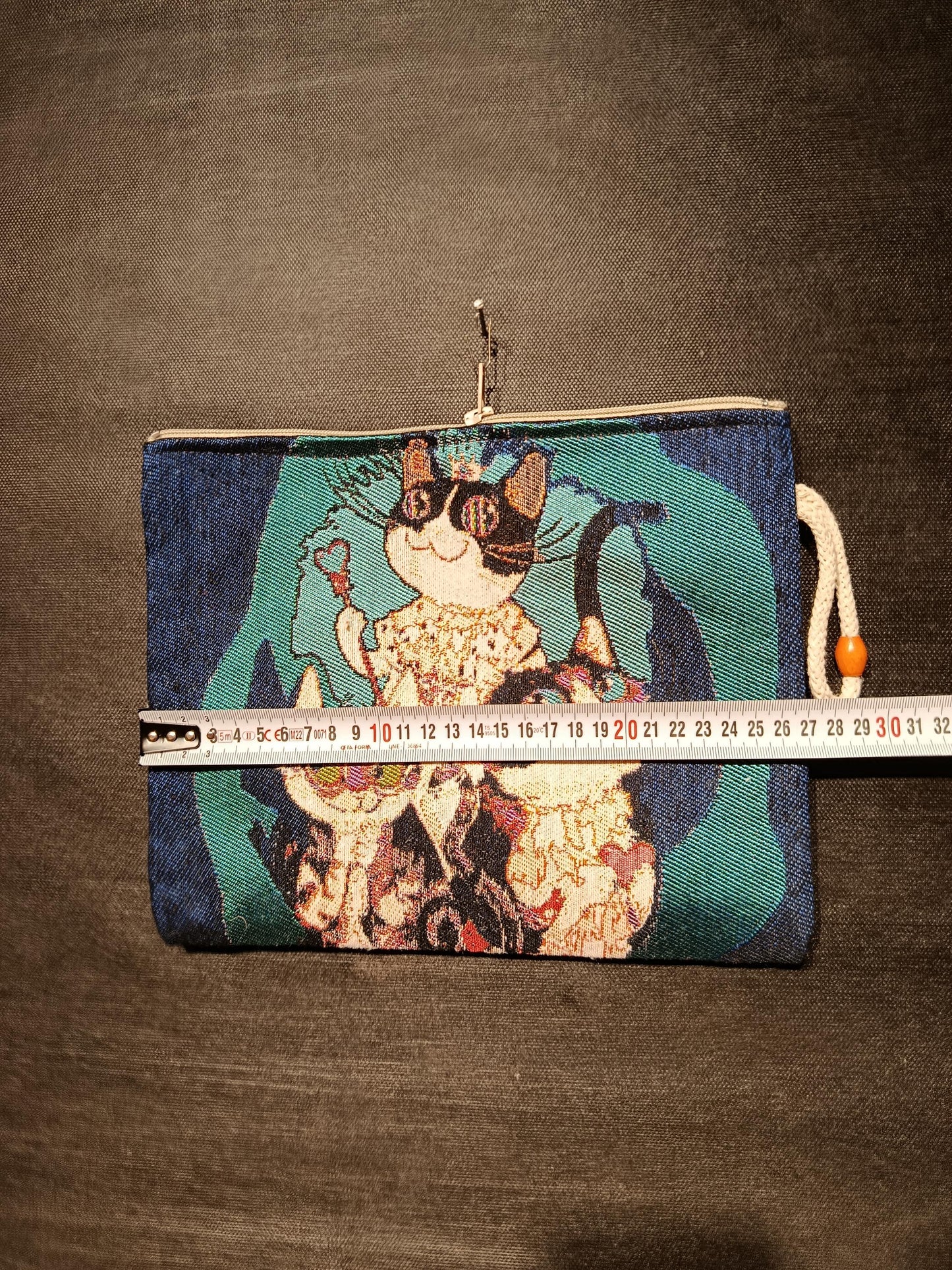 Blue Cat Tapestry Clutch: Turkish Gobelin Zip Bag with Rope Handle