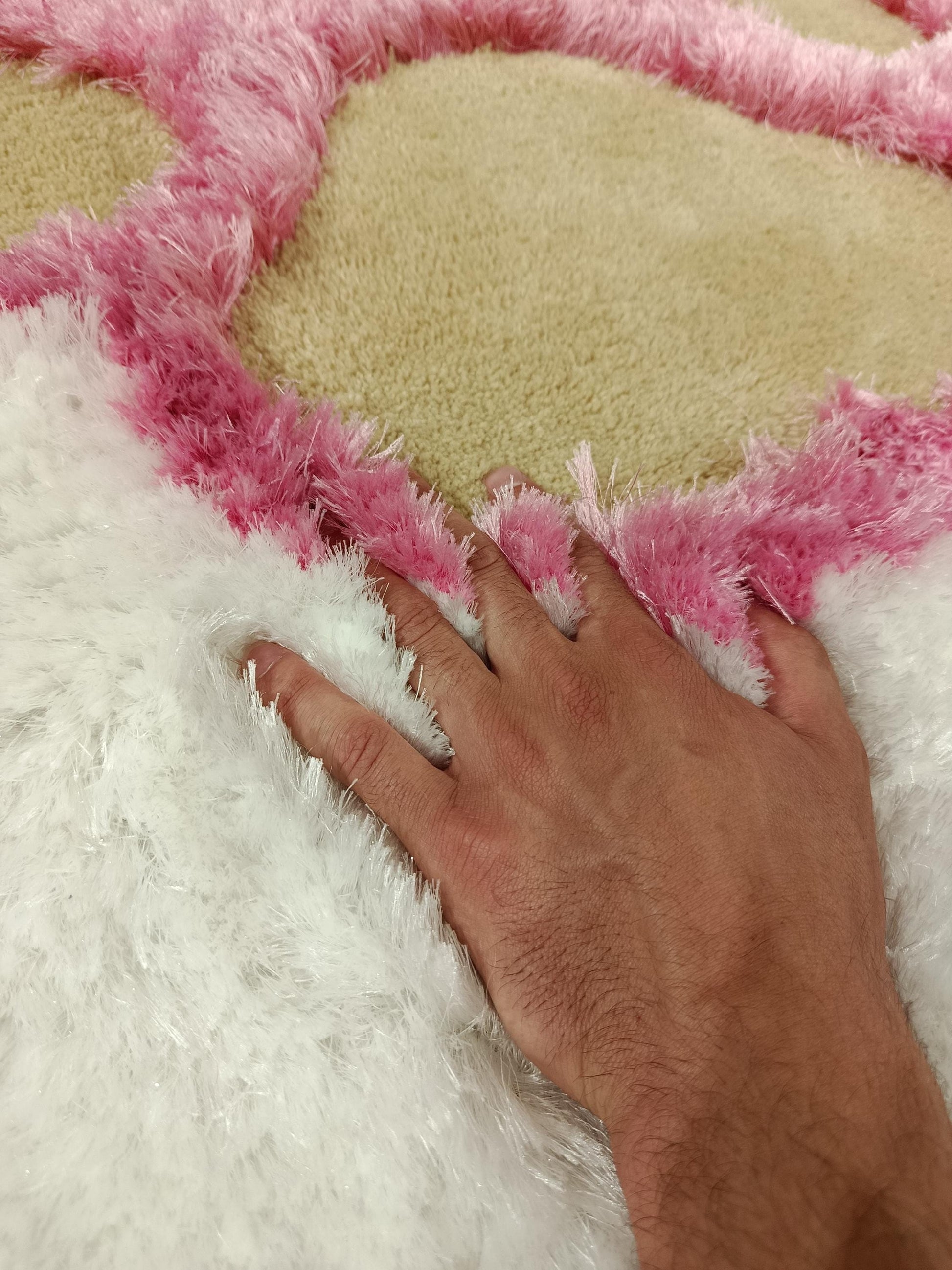 Handmade Tufted Paw Print Rug: Pink & White Fluffy Pet Mat