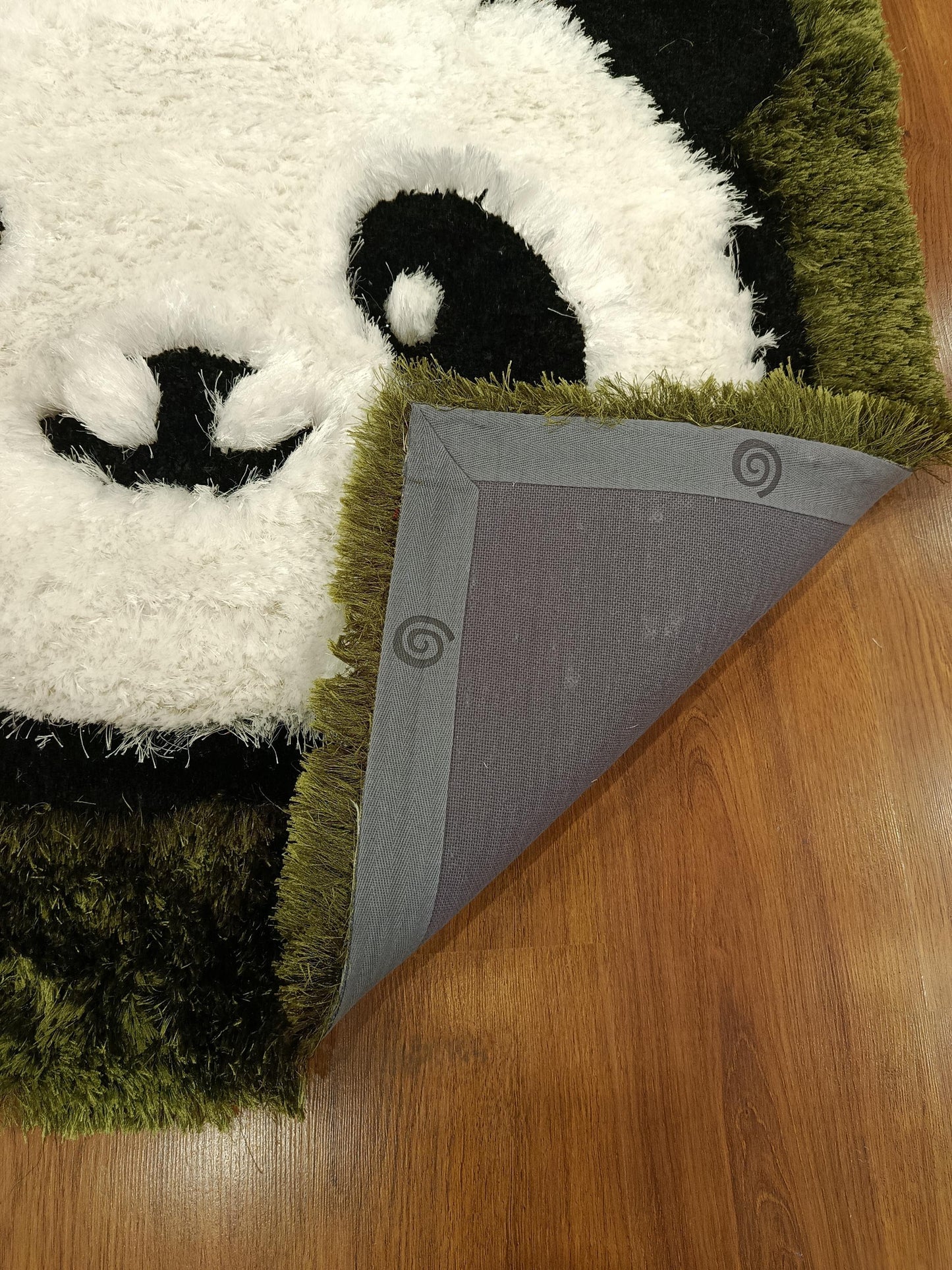 Handmade Tufted Panda Rug: Fluffy Kids Room Decor