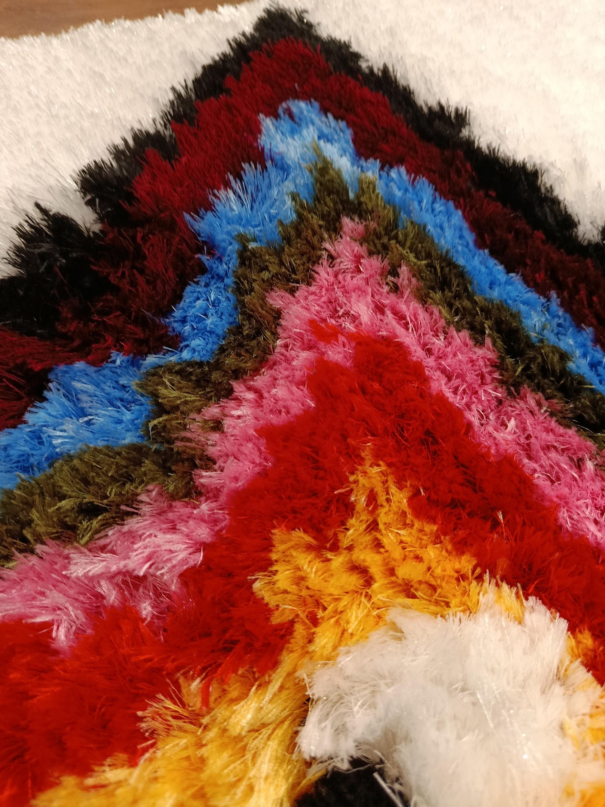 Handmade Tufted Star Rug: Colorful Kids Playroom Carpet (40"x40")