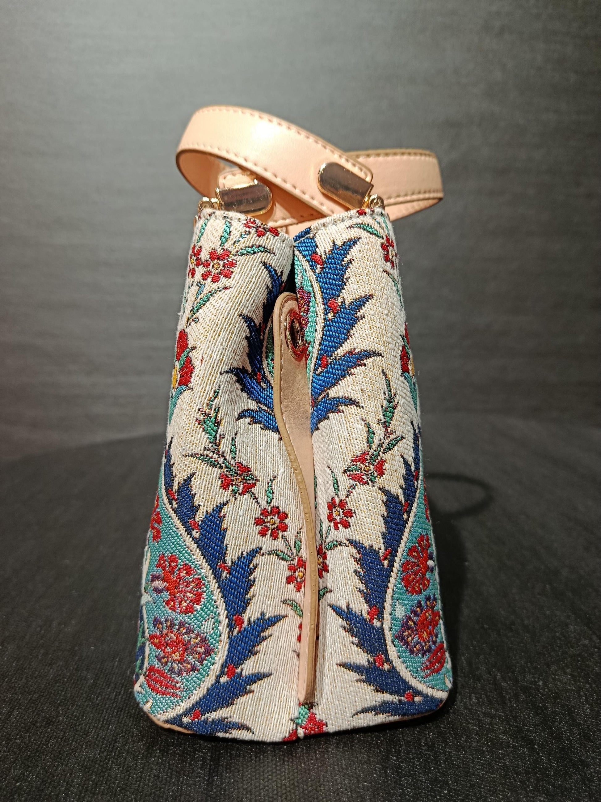 Ottoman Tulip Tapestry Bag: Handmade Turkish Crossbody Purse