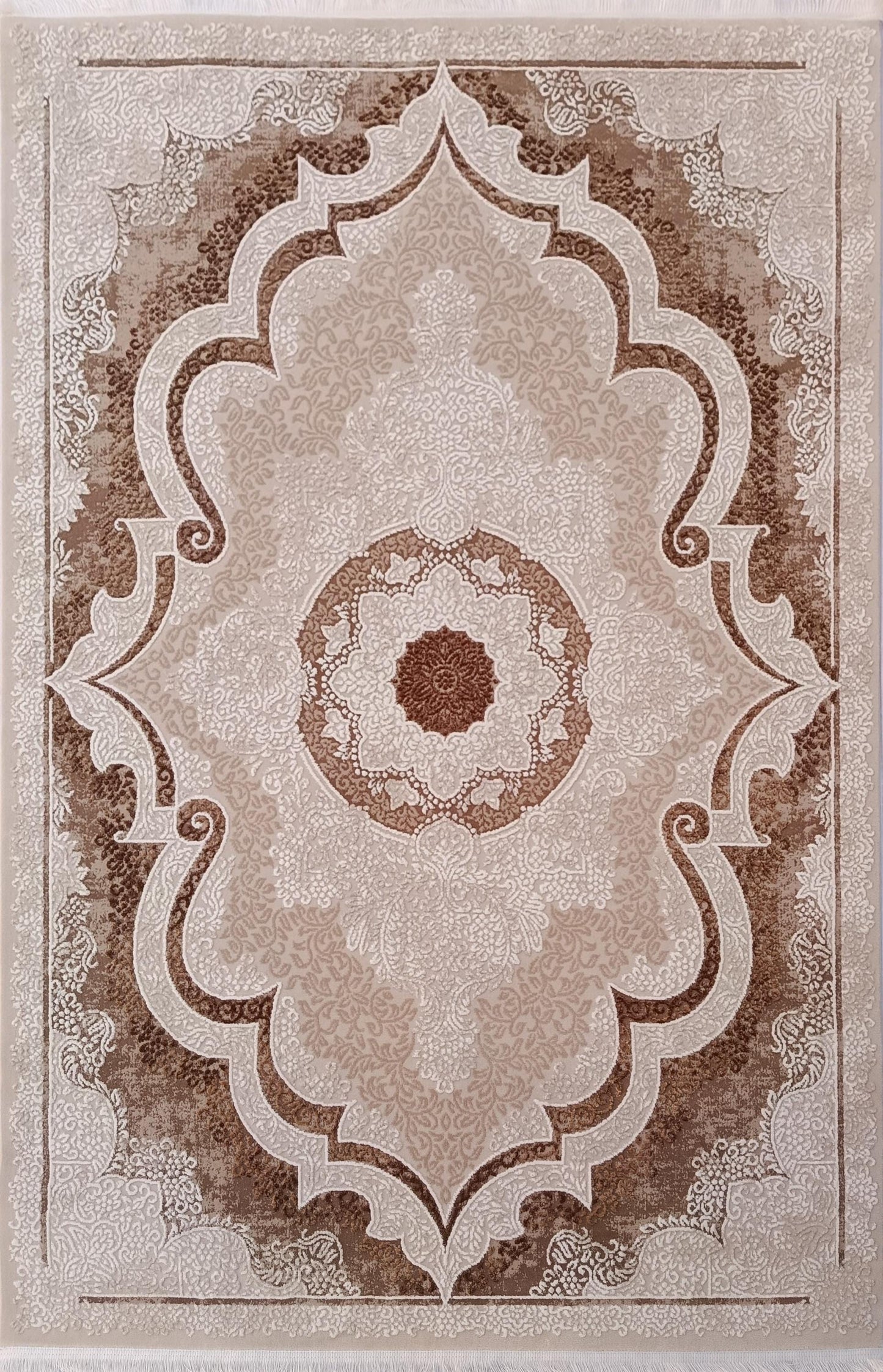 Beige Medallion Area Rug – Traditional Oriental Style Carpet (160x230 cm)