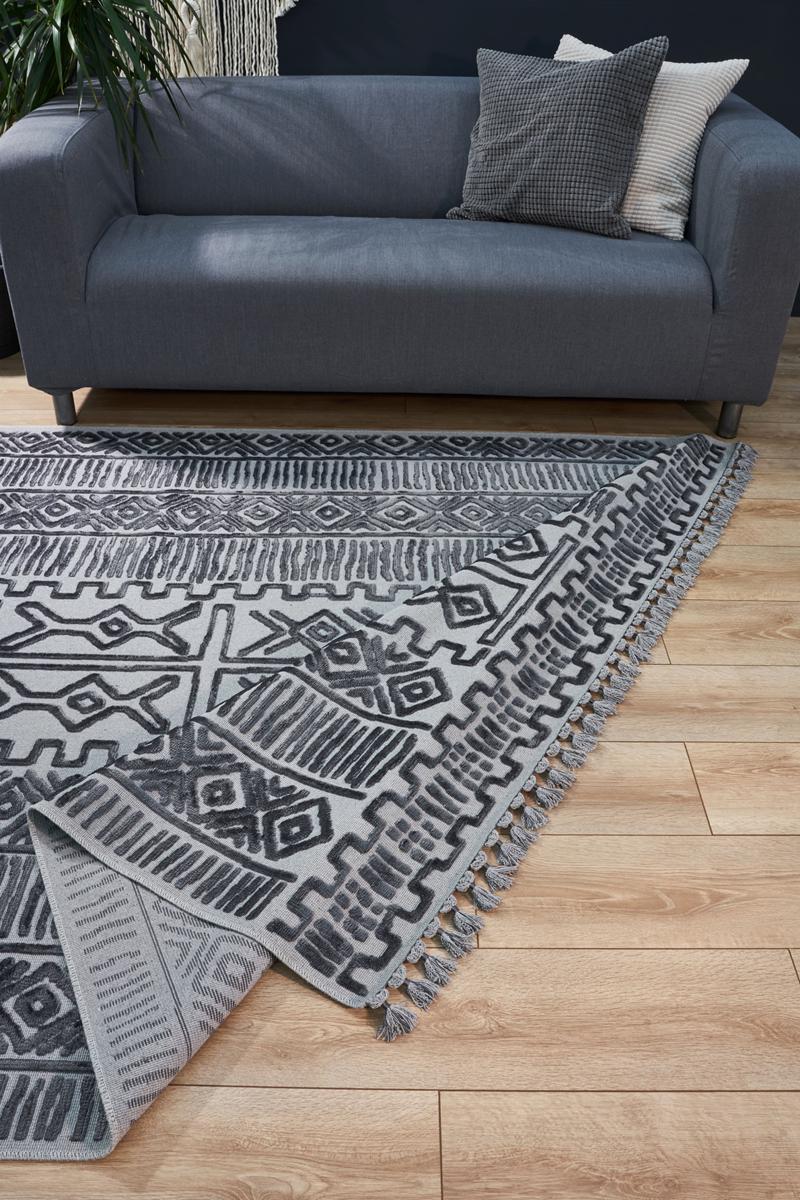 Bohemian High-Low Pile Carpet – Silver & Gray Tribal Design Area Rug