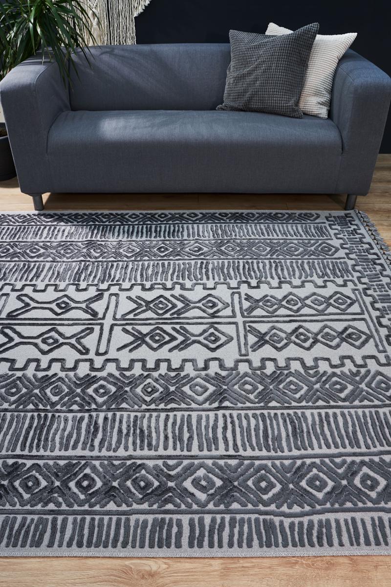 Bohemian High-Low Pile Carpet – Silver & Gray Tribal Design Area Rug
