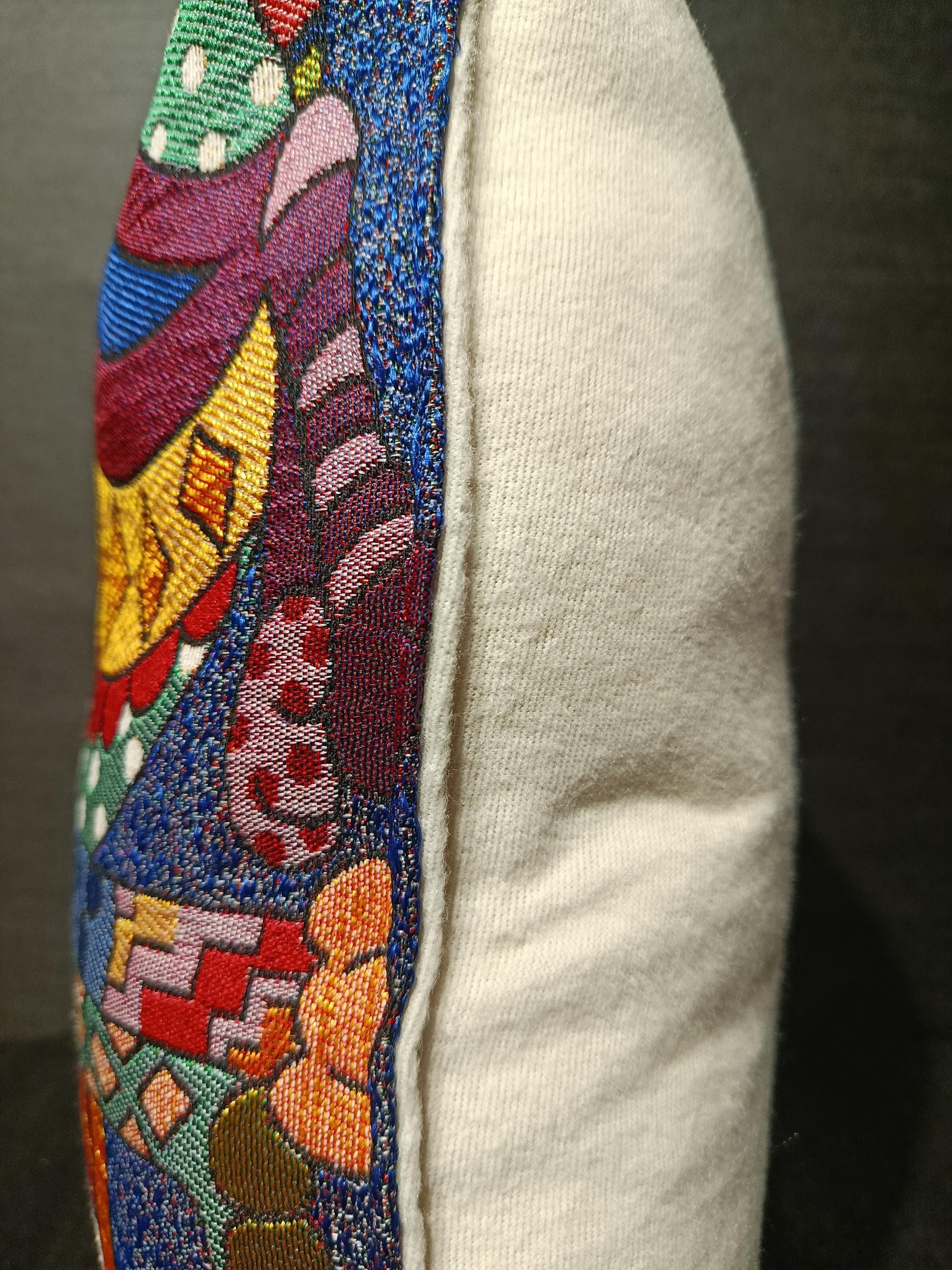 Colorful Gobelin Cat Cushion Cover: Artistic Tapestry Pillow, 40x40cm