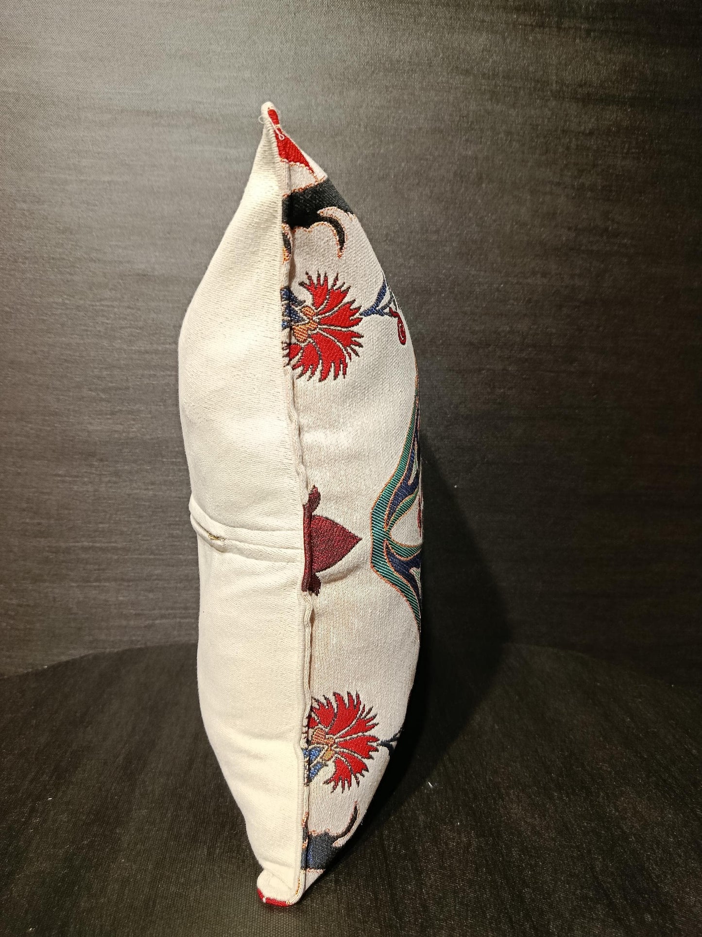 Ottoman Floral Gobelin Cushion Cover: Turkish Jacquard Tulip Pillow