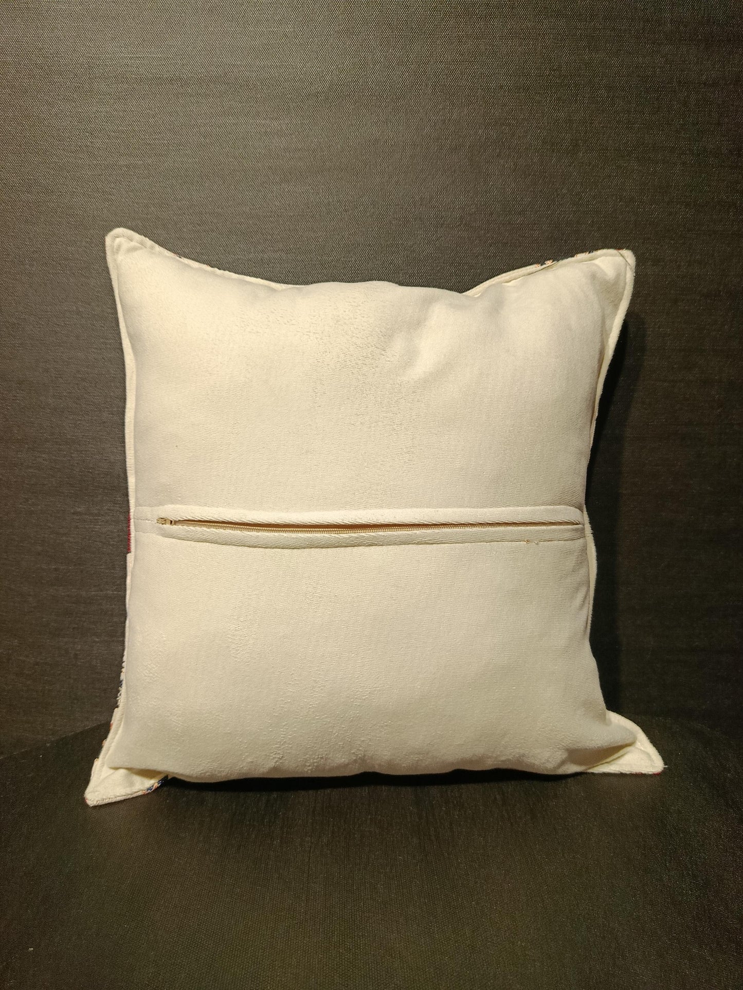 Ottoman Floral Gobelin Cushion Cover: Turkish Jacquard Tulip Pillow
