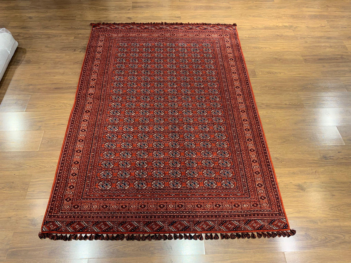 Red Afghan Rug: Washable Chenille Farmhouse Decor (3.9 x 5.9 ft)