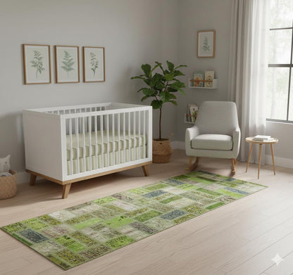 Handmade Green Patchwork Wool Runner Rug - 3.1x9.7 ft