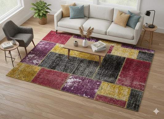 Handmade Wool Patchwork Turkish Rug: Bohemian Area Rug (5.6x7.9 ft)