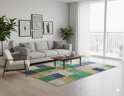 Handmade Wool Patchwork Rug: Bohemian Turkish Area Rug (3.9x5.7 ft)