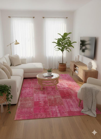 Handmade Wool Turkish Patchwork Rug: Vintage Pink Bohemian Area Rug (5.6x8)