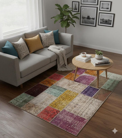 Handmade Wool Patchwork Rug: Bohemian Turkish Area Rug (4.4x6.8 ft)