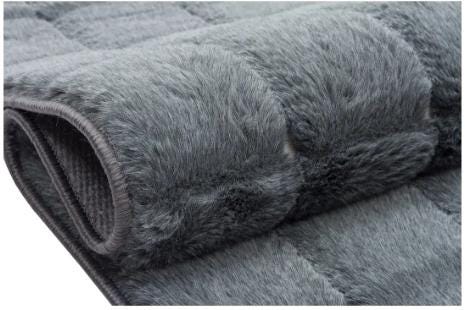 Gray Artificial Rabbit Fur Rug: Soft Plush Carpet