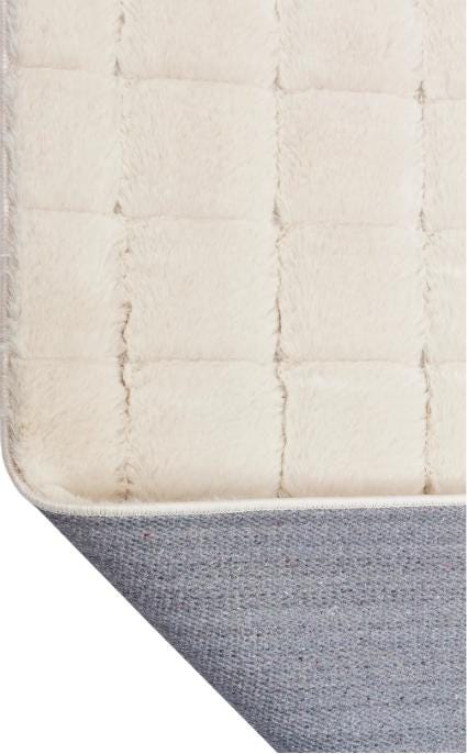 Beige Faux Rabbit Fur Rug: Soft Plush Carpet