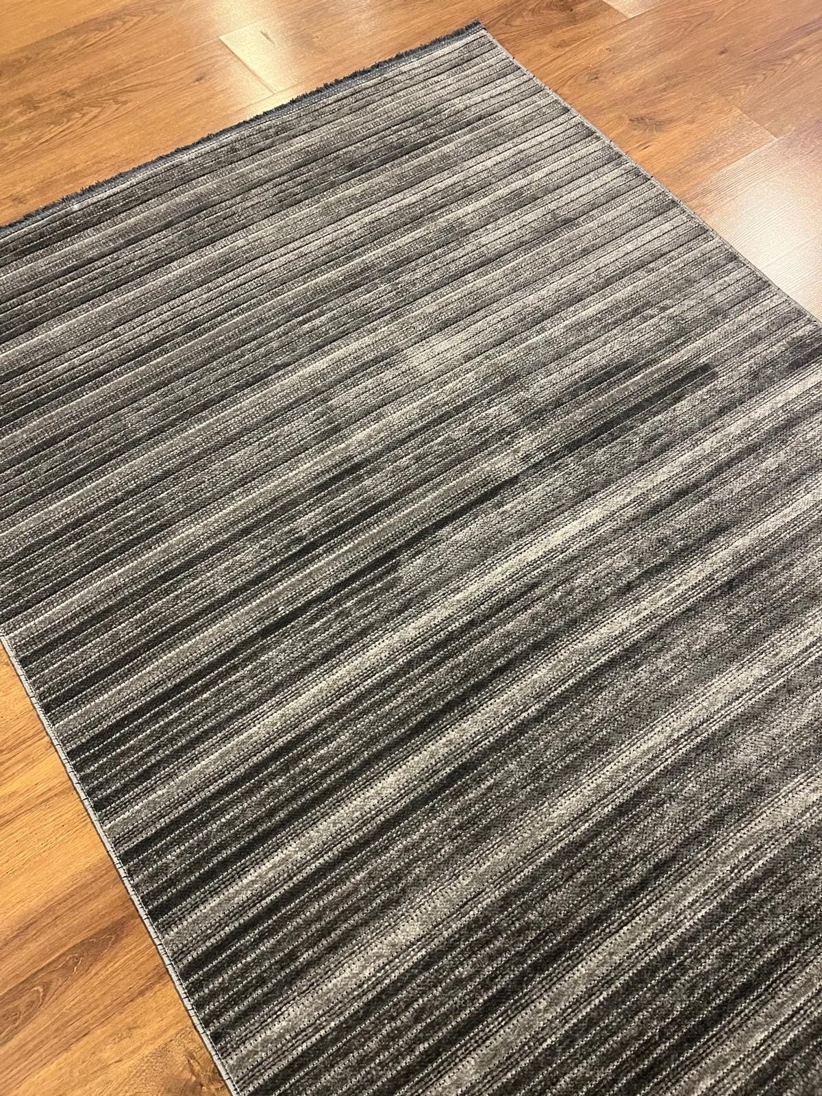 Modern Gray Striped Area Rug – Textured Contemporary Floor Carpet for Living Room & Office