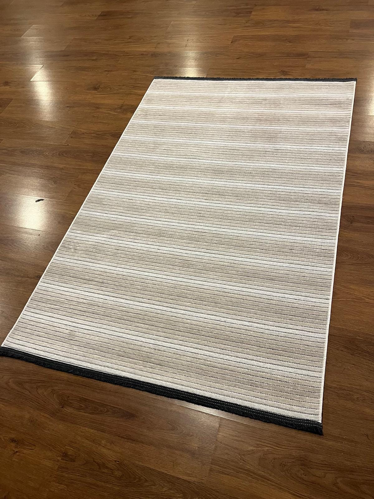 Modern Cream Striped Area Rug – washable Contemporary Floor Carpet for Living Room & Office