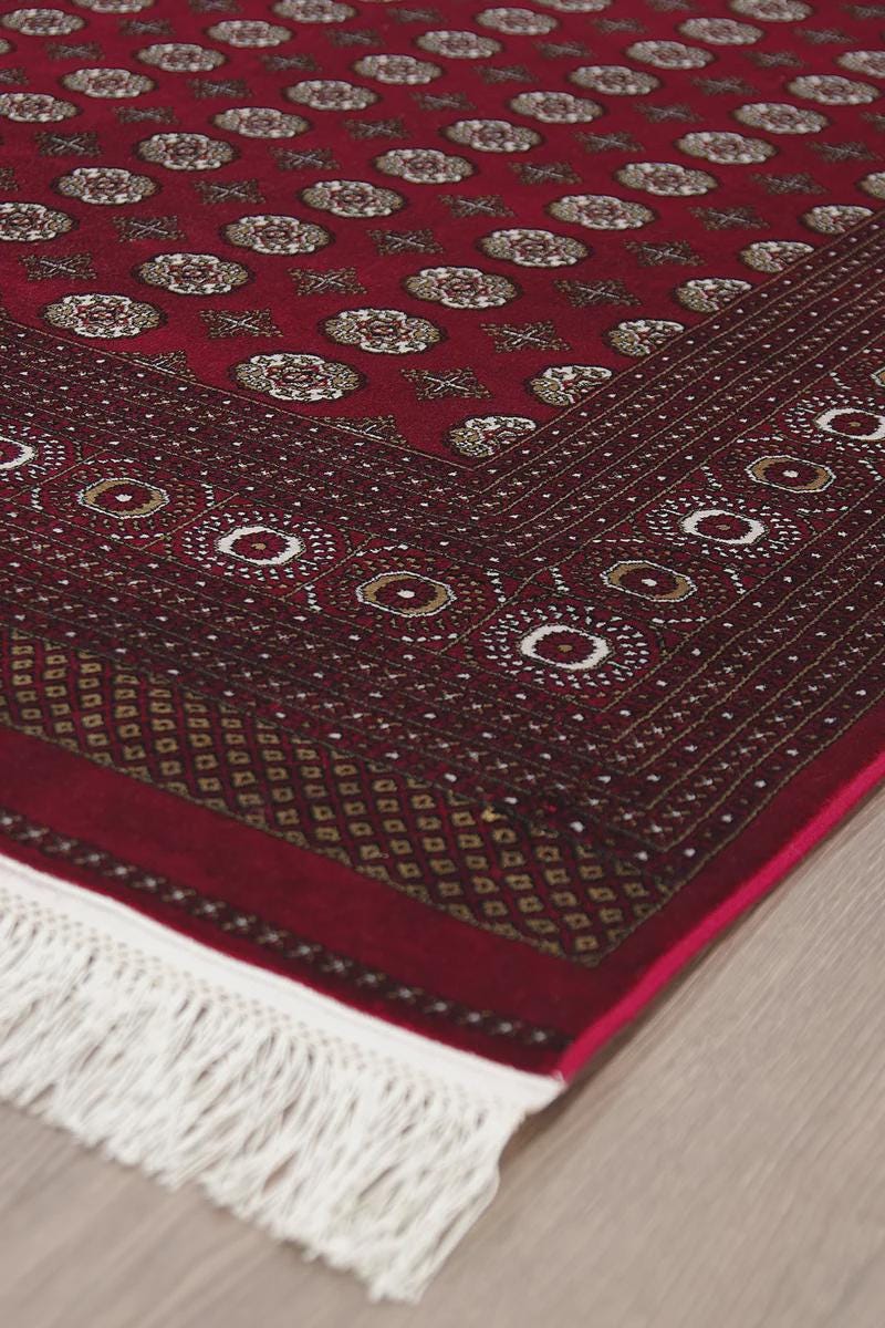 Traditional Red Bokhara Area Rug – Silk-Feel Viscose Carpet, Oriental Medallion Design