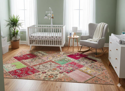 Handmade Wool Patchwork Turkish Rug - 5.9x7.9 ft Bohemian Area Rug