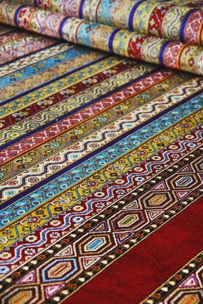 Red Striped Area Rug – Silk-Feel Viscose Oriental Carpet