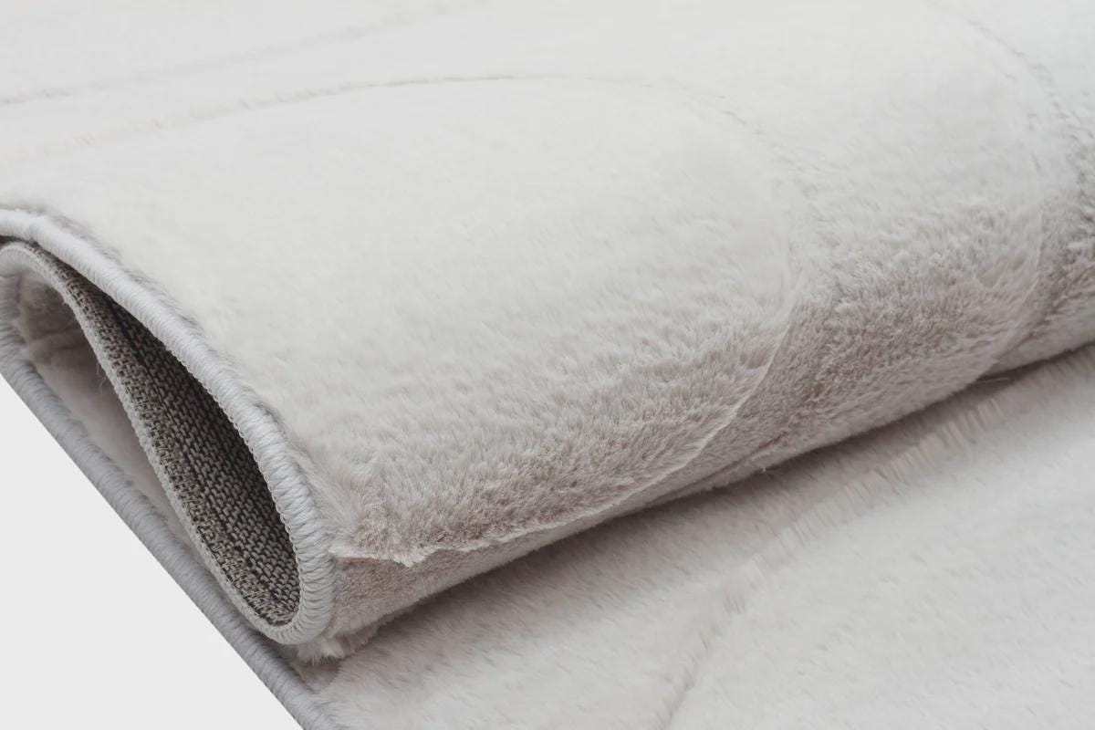 Silver Soft Fur Rug: Soft Washable Plush Carpet
