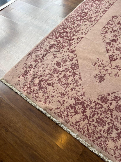 Distressed Pink Oriental Wool Rug – Medallion Boho Chic Carpet (160x230 cm)