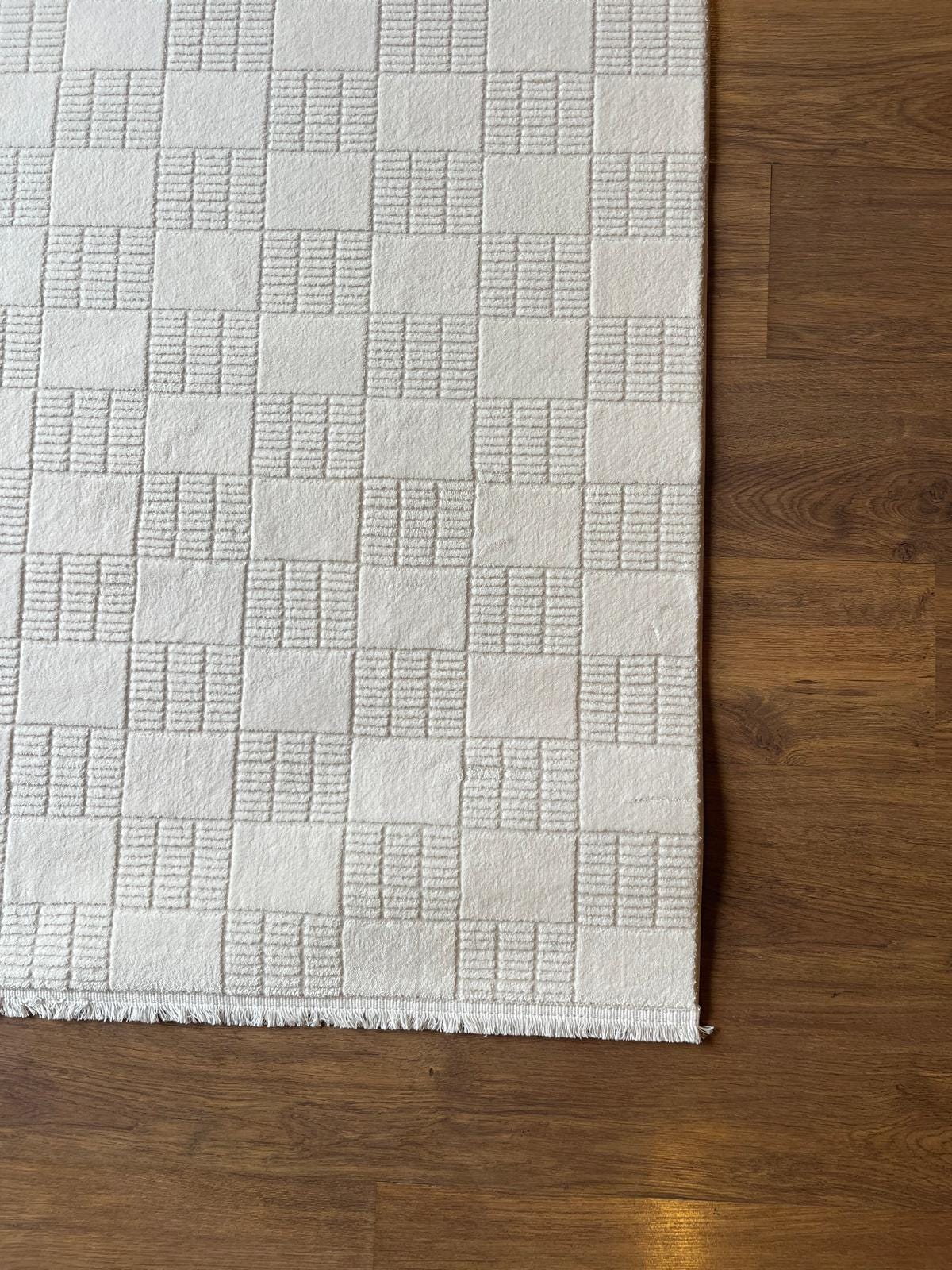 Modern Checkerboard Texture Rug, 5x7 Cream Contemporary Area Carpet (160x230cm)