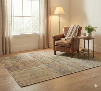 Handmade Wool Turkish Patchwork Rug: Vintage Bohemian Area Rug (4x6)