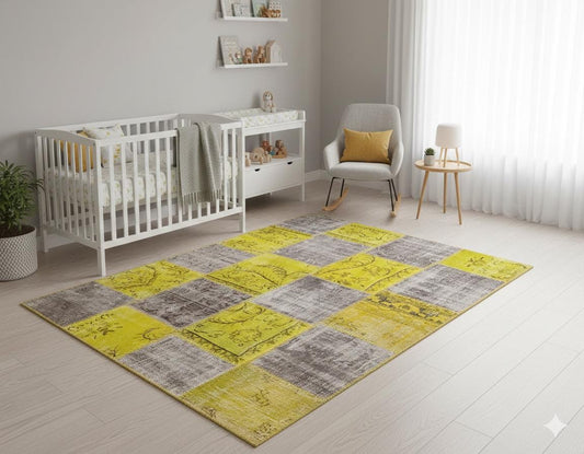 Handmade Wool Patchwork Turkish Rug - 5.4x7.9 ft