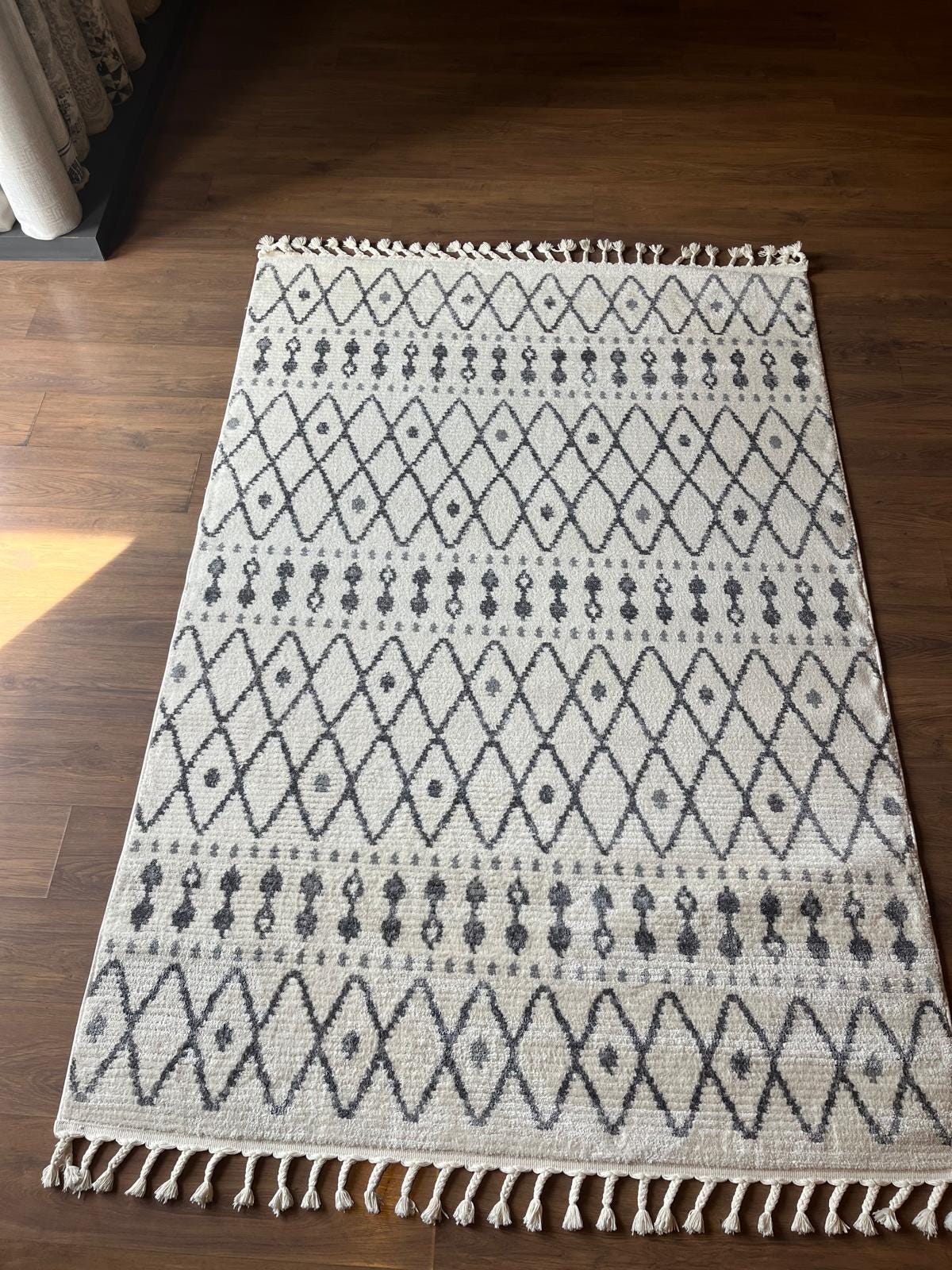 Cream Textured Geometric Carpet with Tassels, Minimalist Scandi Home Decor, Neutral Living Room Rug.