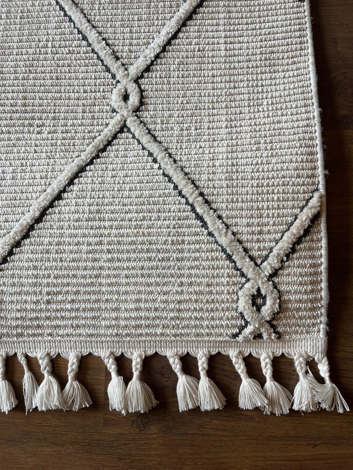 Cream Textured Geometric Carpet with Tassels, Minimalist Scandi Home Decor, Neutral Living Room Rug.