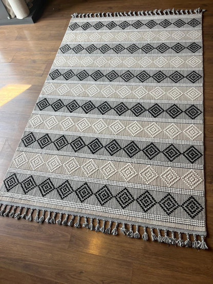 Cream Textured Geometric Carpet with Tassels, Minimalist Scandi Home Decor, Neutral Living Room Rug.