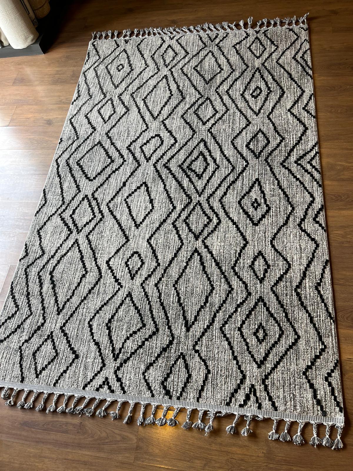 Gray Textured Geometric Carpet with Tassels, Minimalist Scandi Home Decor, Neutral Living Room Rug.