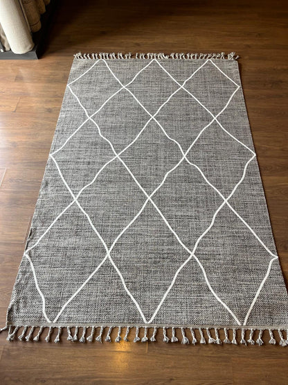 Gray Textured Geometric Carpet with Tassels, Minimalist Scandi Home Decor, Neutral Living Room Rug.
