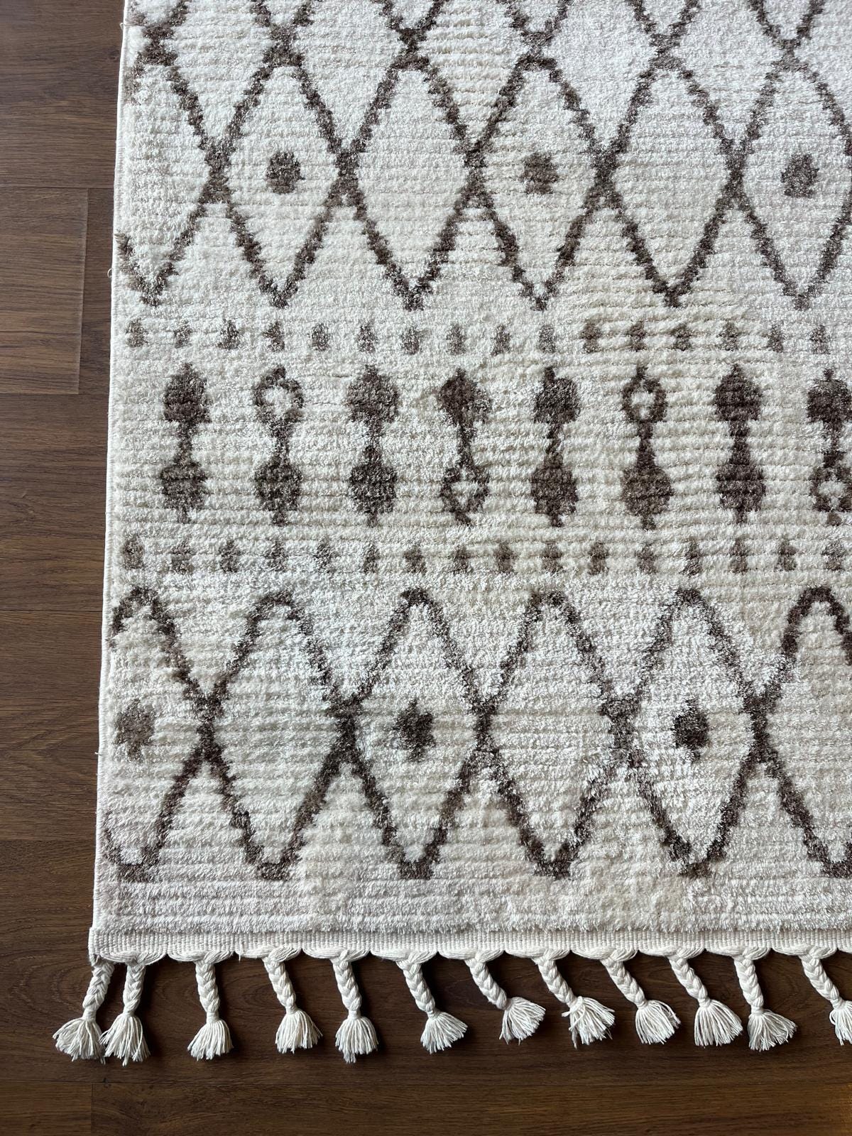 Cream Textured Geometric Carpet with Tassels, Minimalist Scandi Home Decor, Neutral Living Room Rug.
