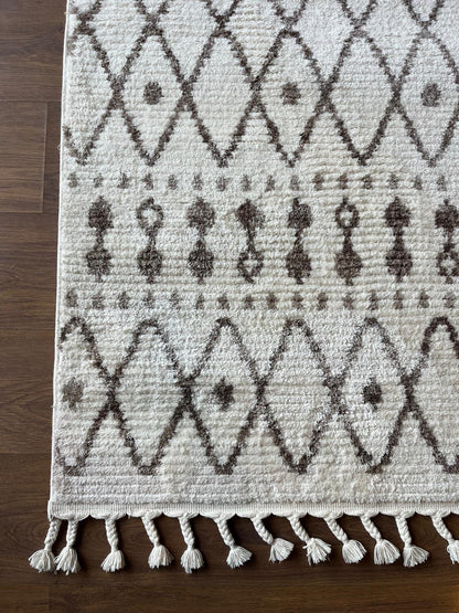 Cream Textured Geometric Carpet with Tassels, Minimalist Scandi Home Decor, Neutral Living Room Rug.