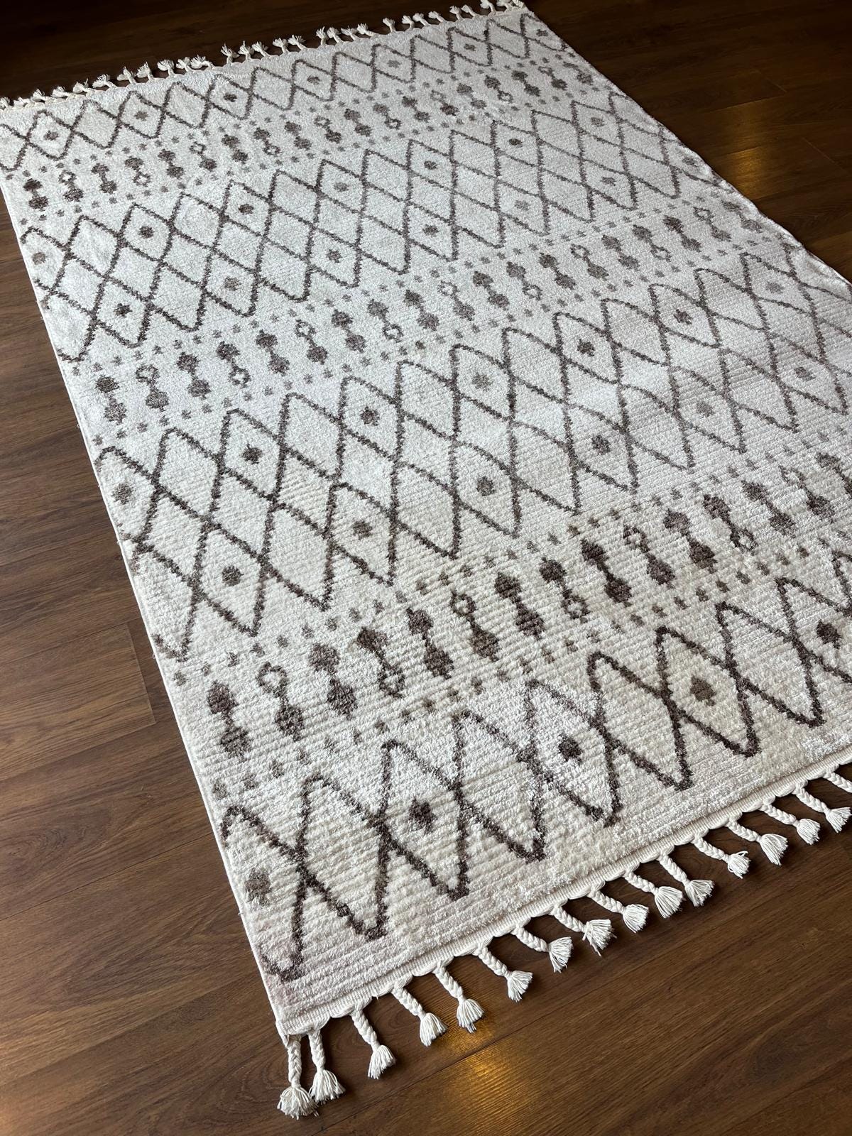 Cream Textured Geometric Carpet with Tassels, Minimalist Scandi Home Decor, Neutral Living Room Rug.