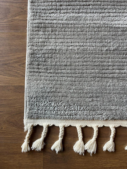 Fluffy Gray Area Rug: Modern Washable Plain shaggy rug with tossels