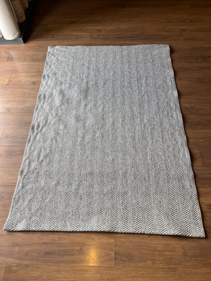 Modern Gray textured Rug: Flatweave Indoor carpet