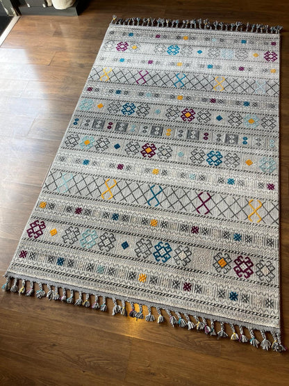 Gray Textured Geometric Carpet with Tassels, Minimalist Scandi Home Decor, Neutral Living Room Rug.