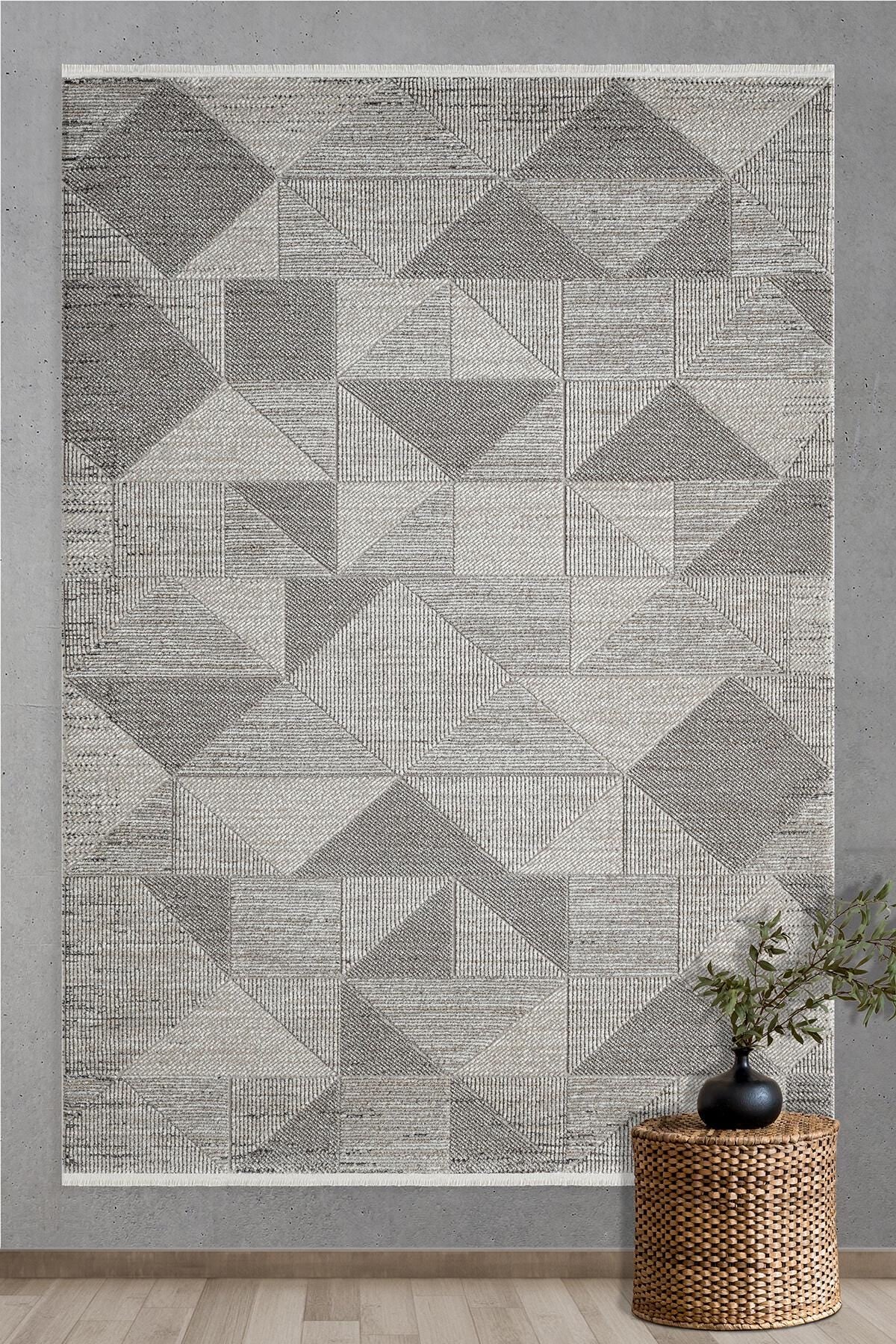 Modern Geometric Area Rug – Grey Cream Abstract Triangle Scandinavian Floor Decor