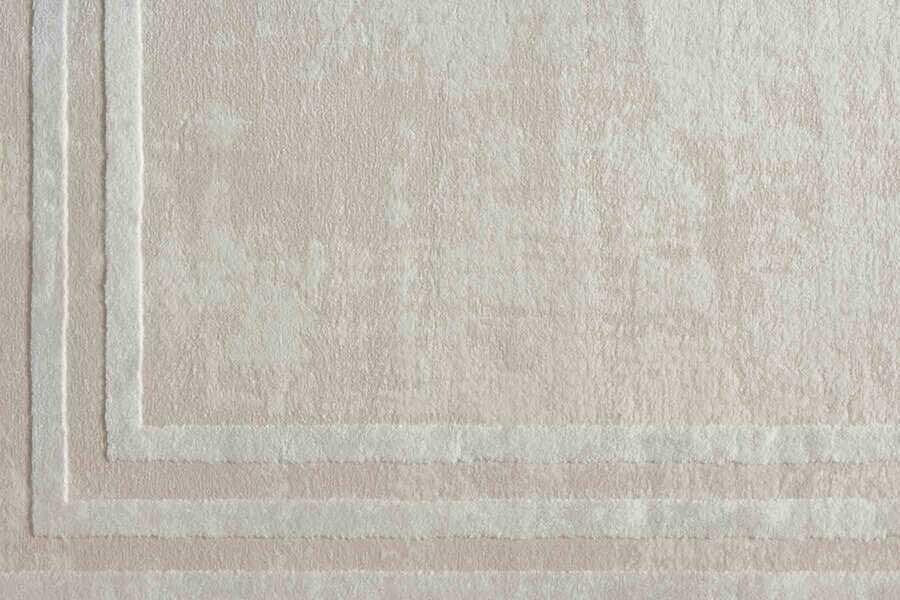 Minimalist Geometric Maze Rug – Hand-Tufted Cream & Ivory Low-Pile Area Rug