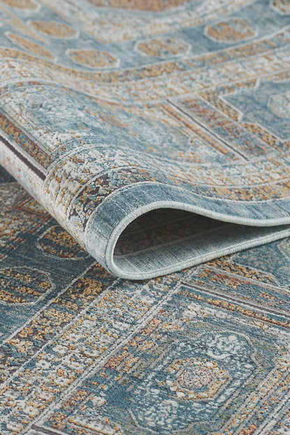 7x10 ft, Distressed Turkish Rug : Classic Bamboo carpet with fine Fringes